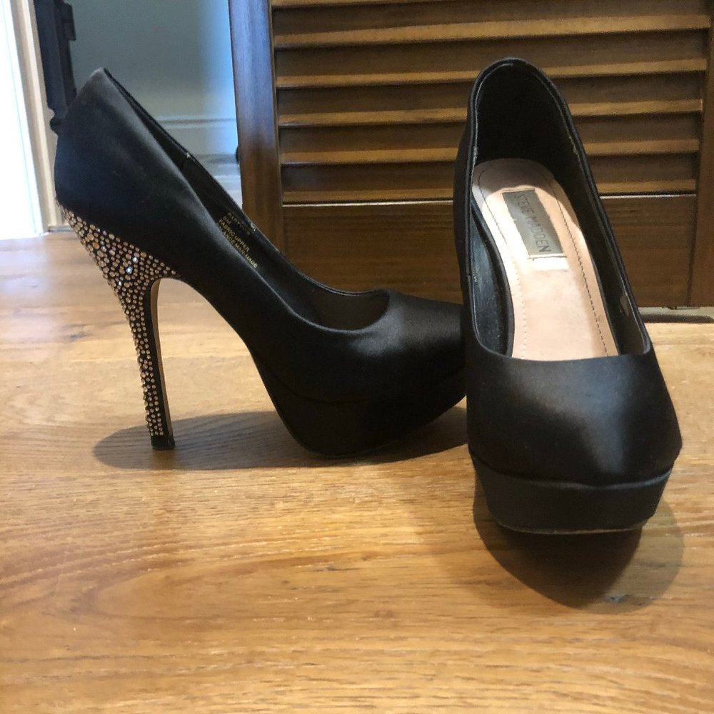 PARTYYY-R Steve Madden Heels